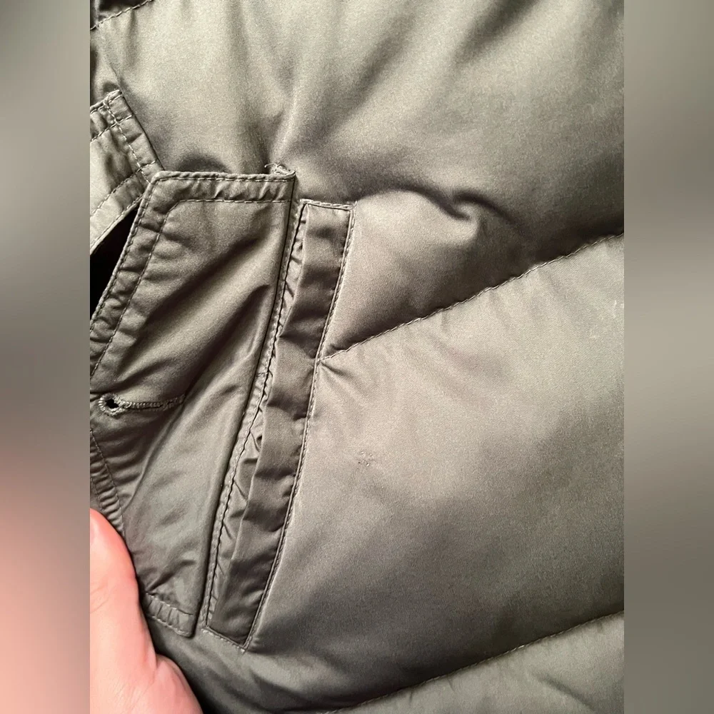 Tommy Hilfiger Puffer Parka Jacket size Medium Women’s - Picture 5 of 5